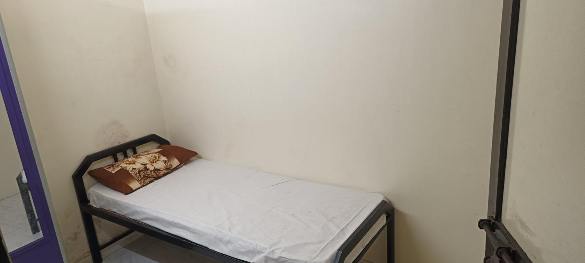 Cherry Berry Homebase Hostel *
